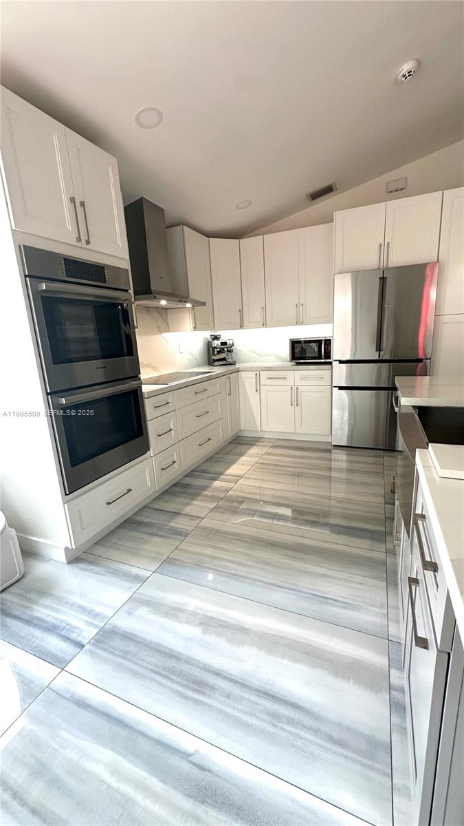 TRILOGY - Residential Lease