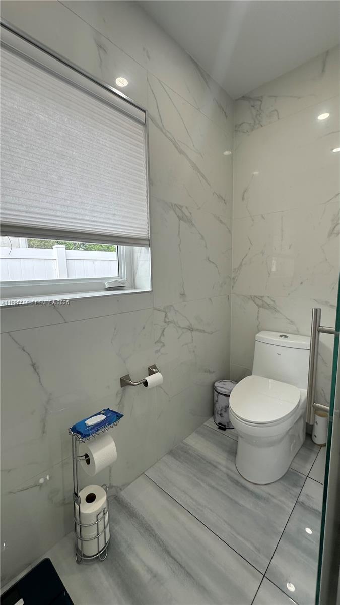 TRILOGY - Residential Lease