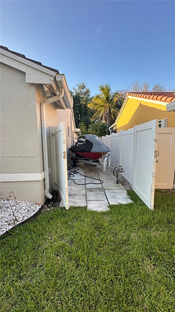 TRILOGY - Residential Lease