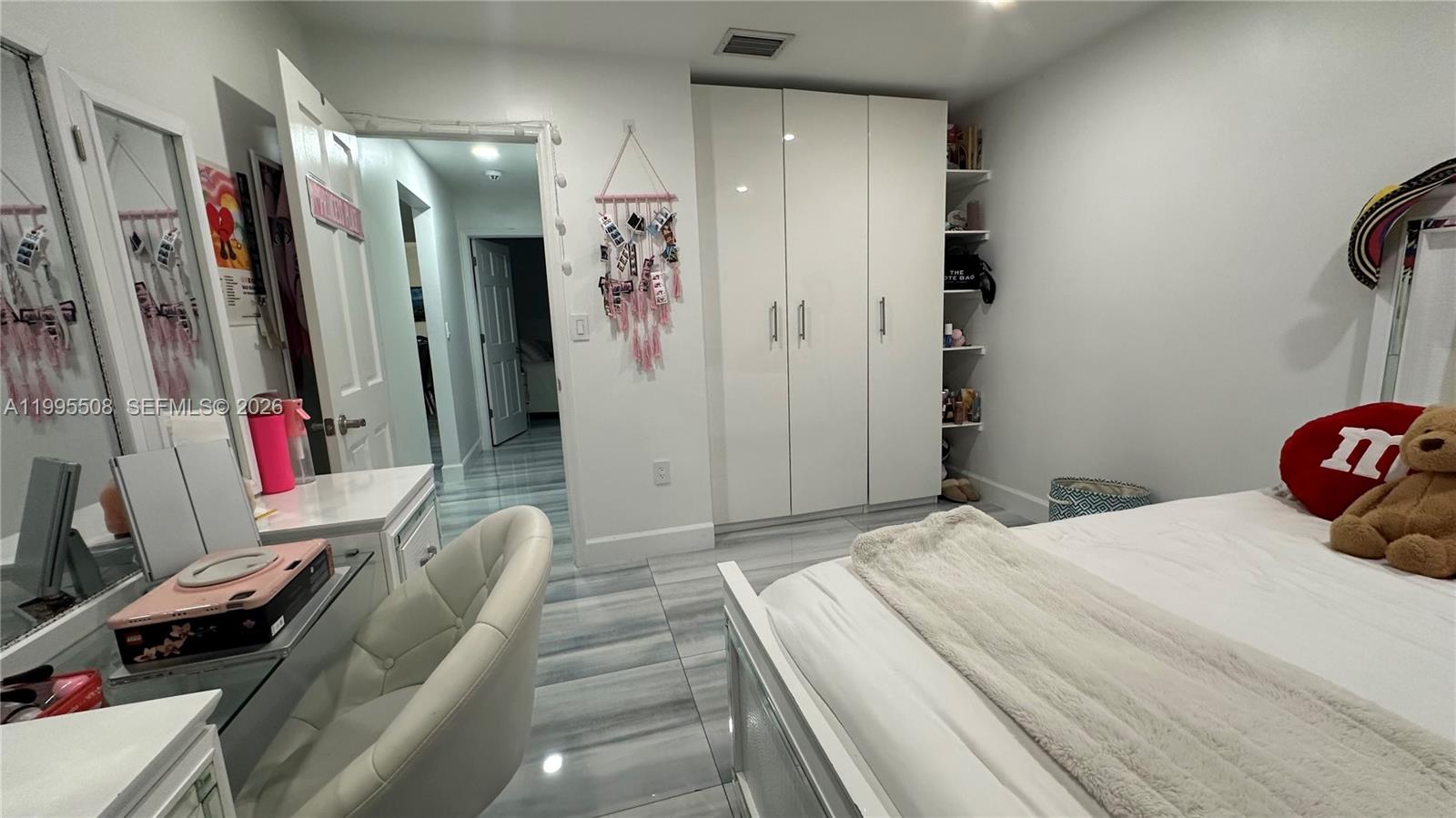 TRILOGY - Residential Lease