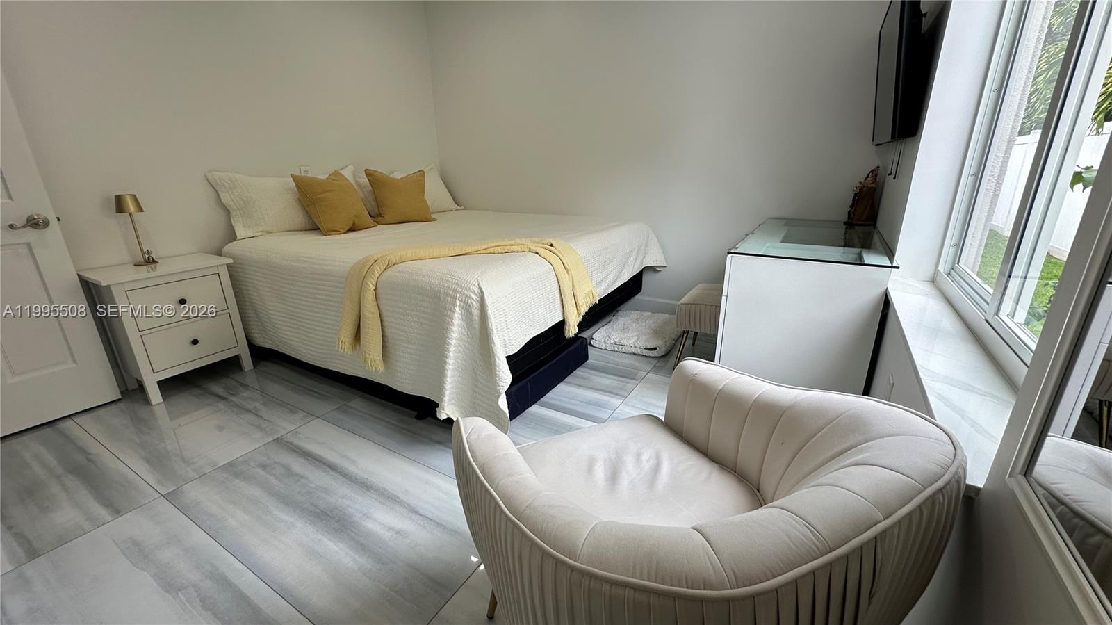 TRILOGY - Residential Lease