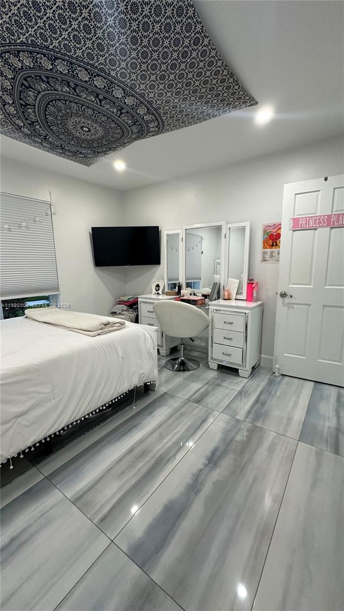 TRILOGY - Residential Lease