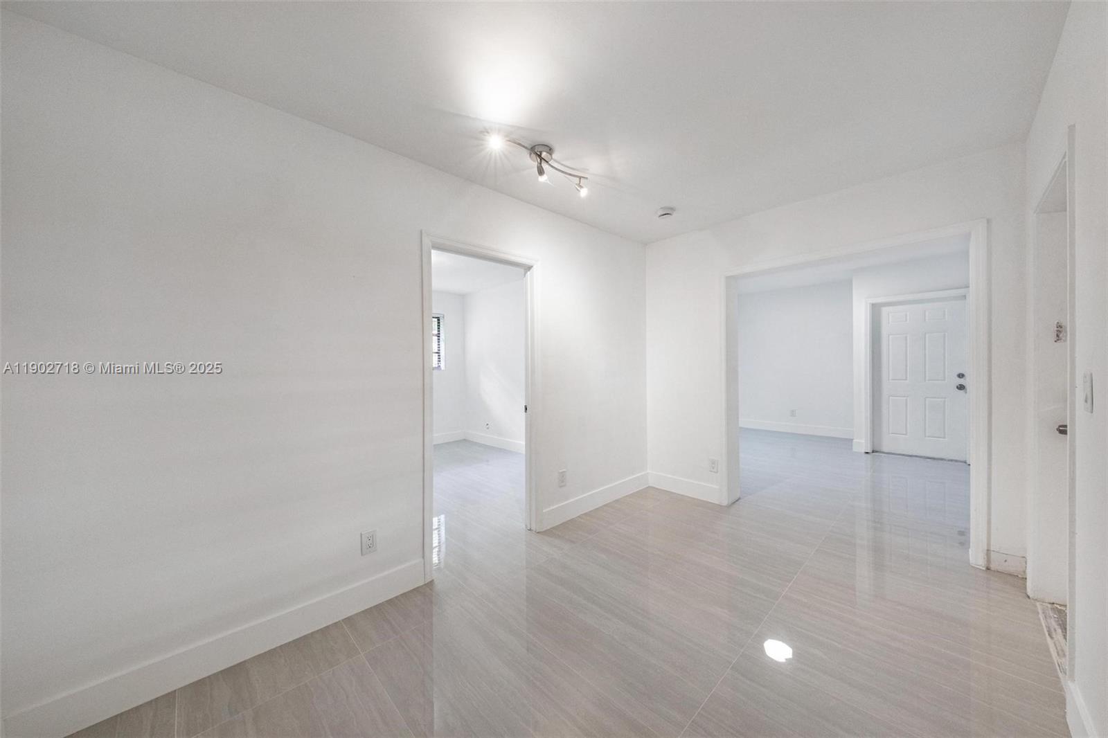 ARCH CREEK PINES - Residential Lease