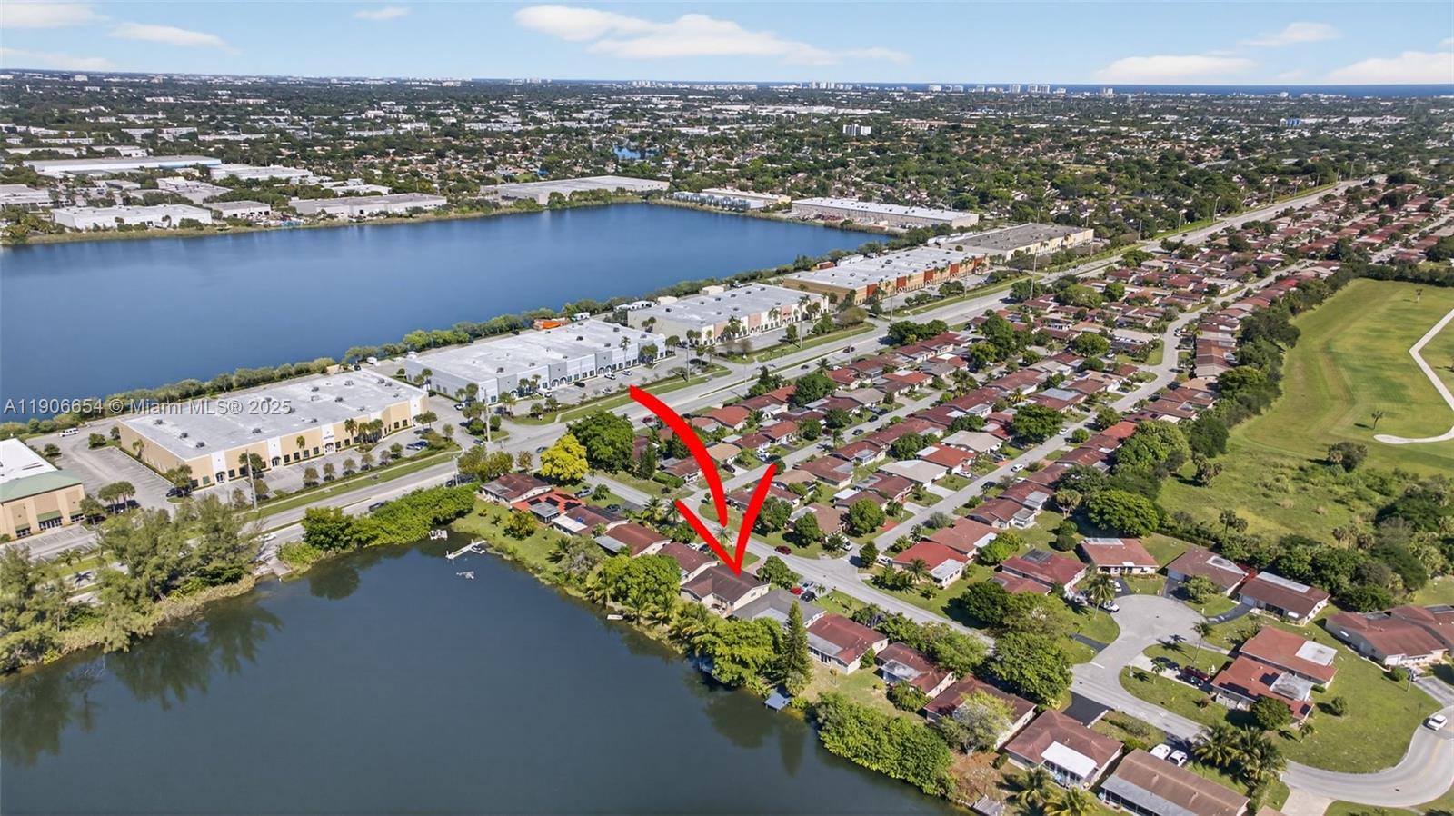 CRYSTAL LAKE 4TH SEC - Residential