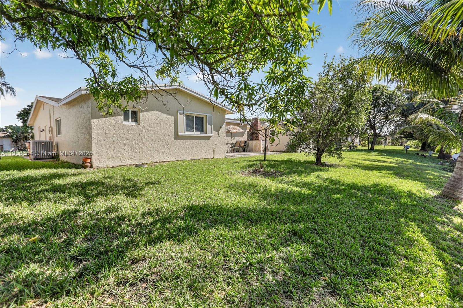 CRYSTAL LAKE 4TH SEC - Residential