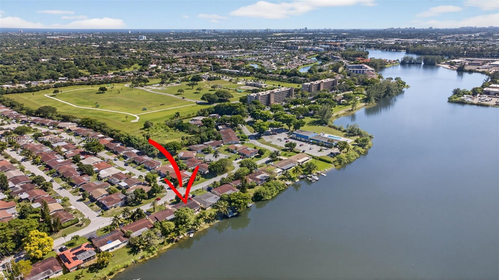 CRYSTAL LAKE 4TH SEC - Residential