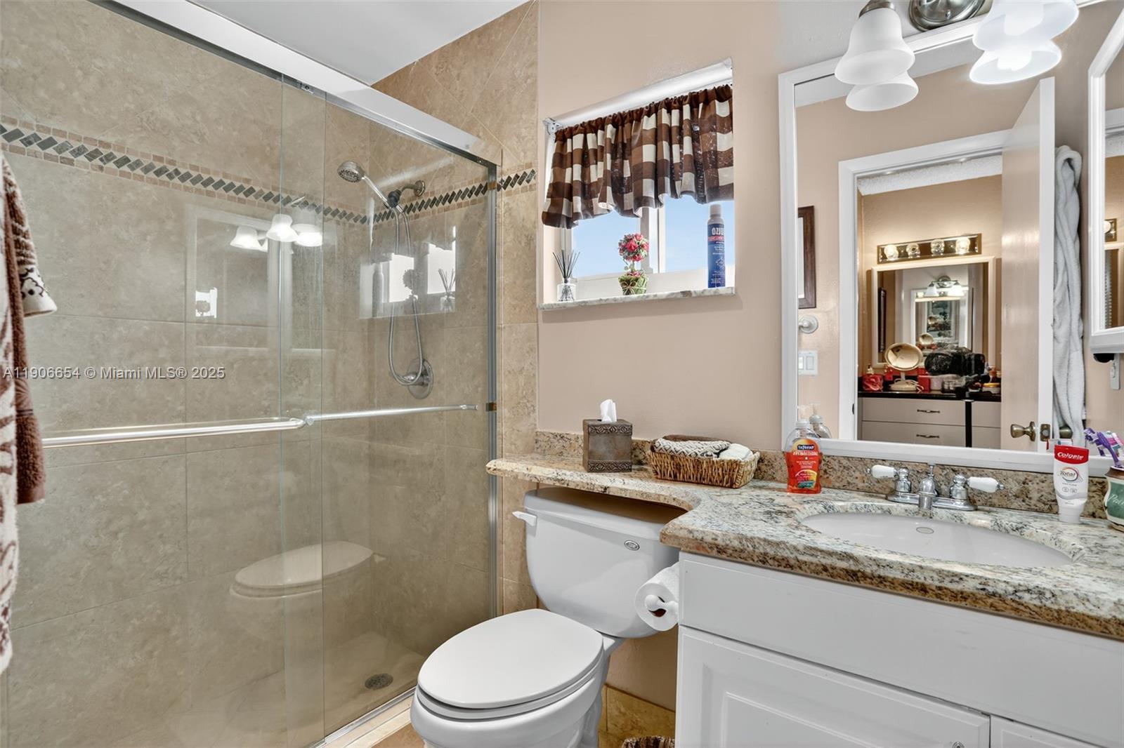 CRYSTAL LAKE 4TH SEC - Residential