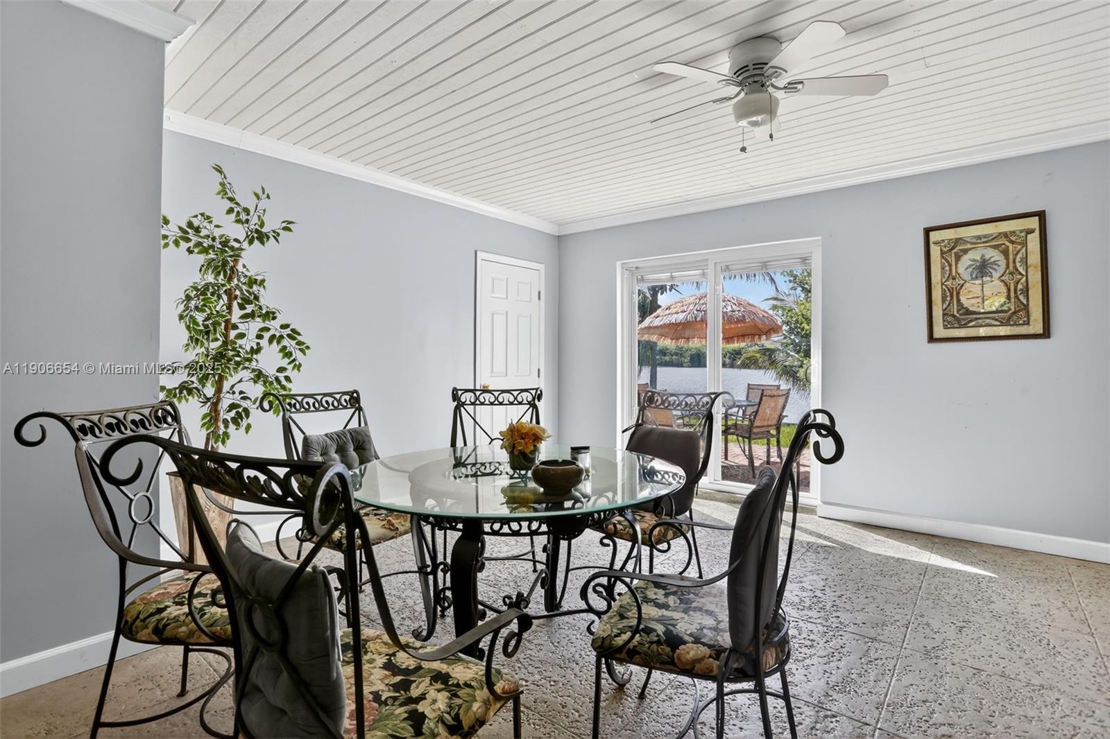 CRYSTAL LAKE 4TH SEC - Residential