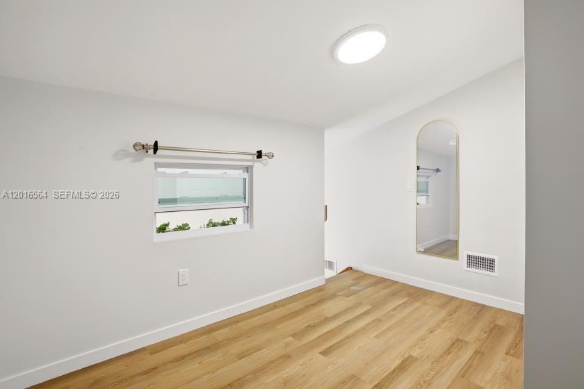 BLEAU FONTAINE CONDO #3 - Residential Lease