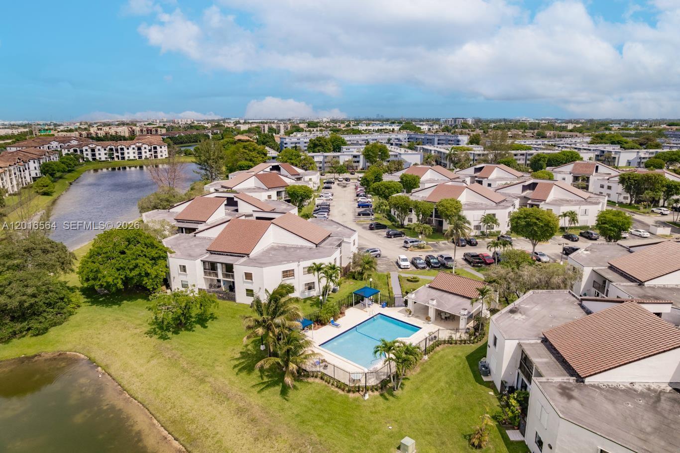 BLEAU FONTAINE CONDO #3 - Residential Lease