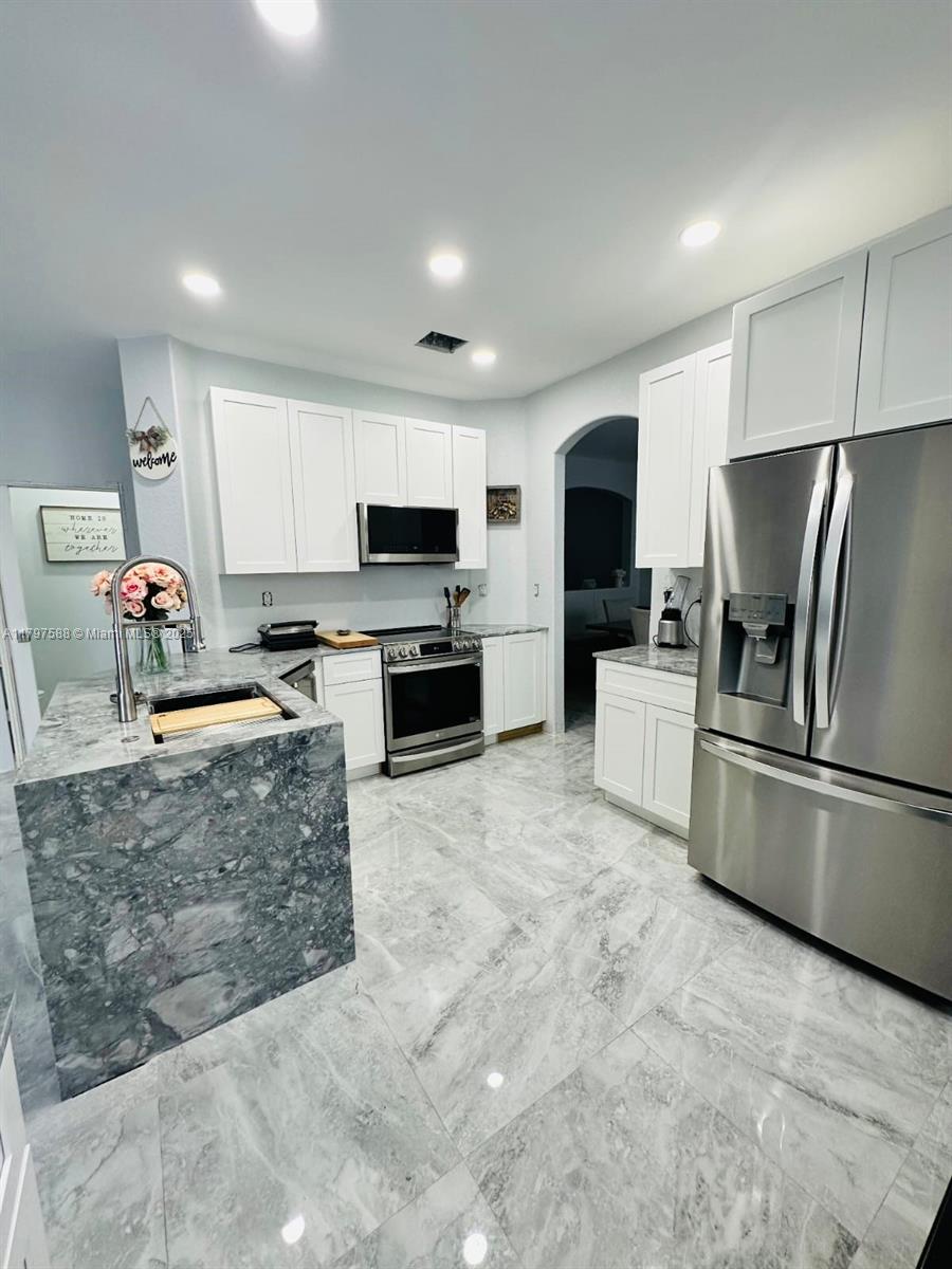 11523 SW 137th Psge 11523