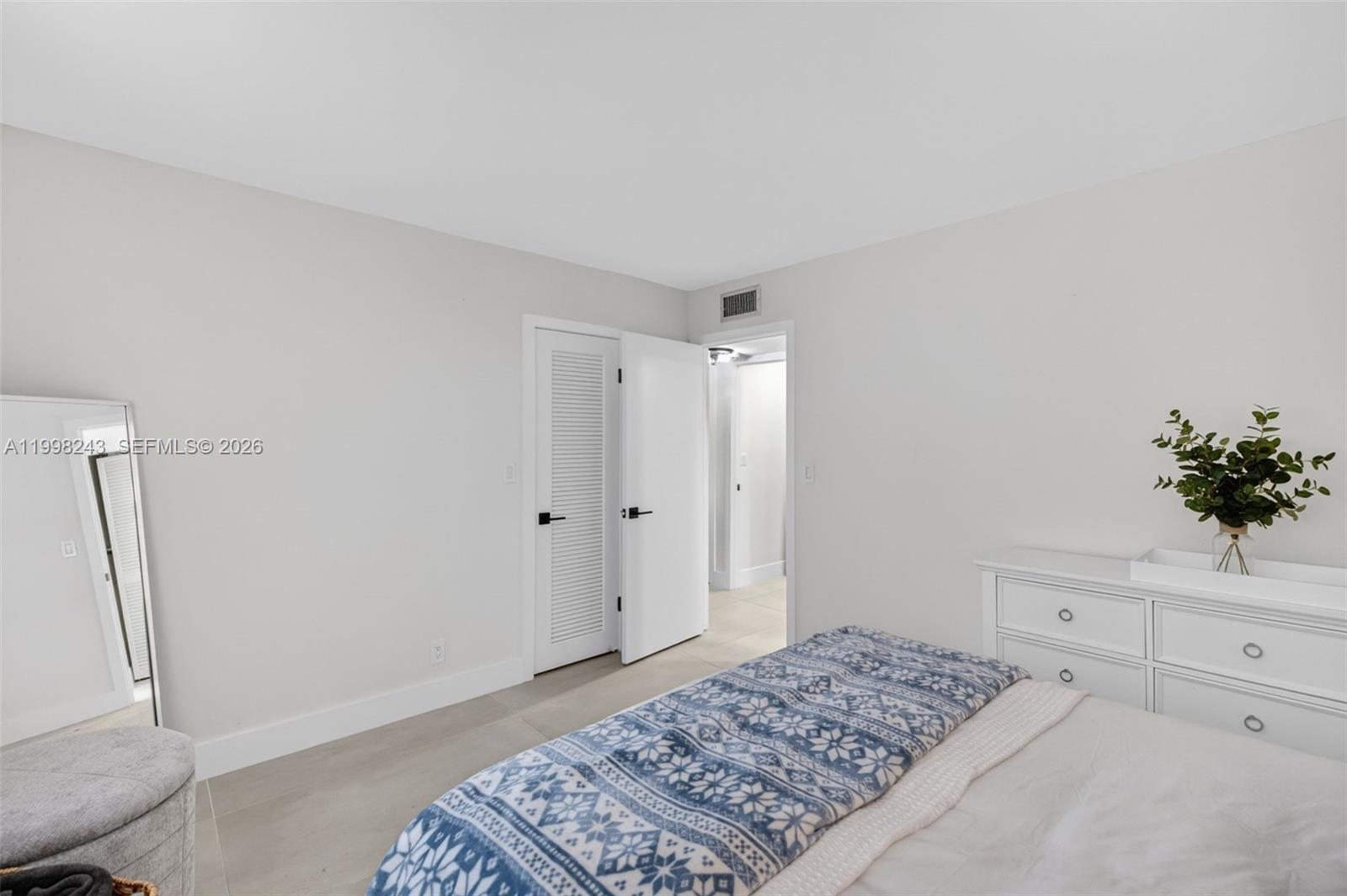 MEADOWBROOK CONDO APTS BL - Residential