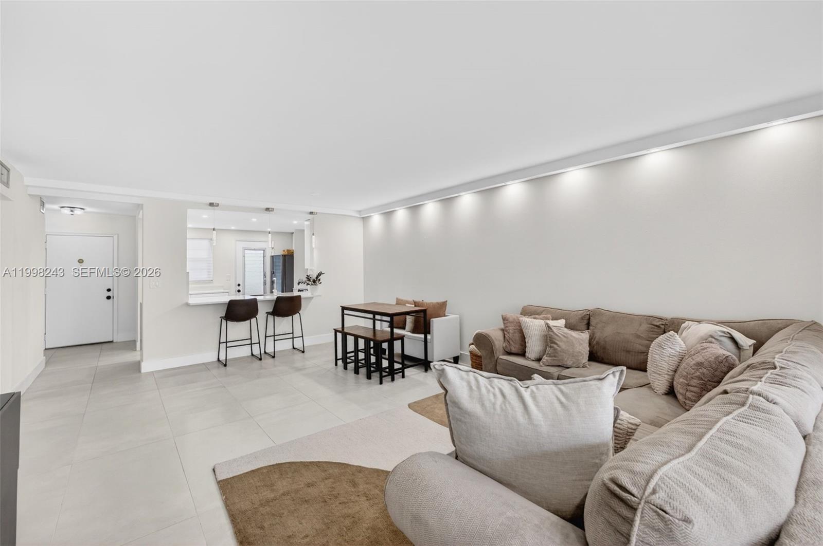 MEADOWBROOK CONDO APTS BL - Residential