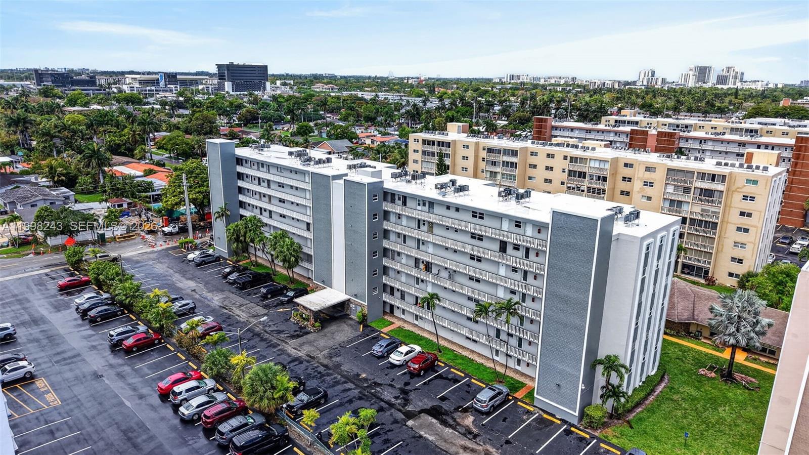 MEADOWBROOK CONDO APTS BL - Residential