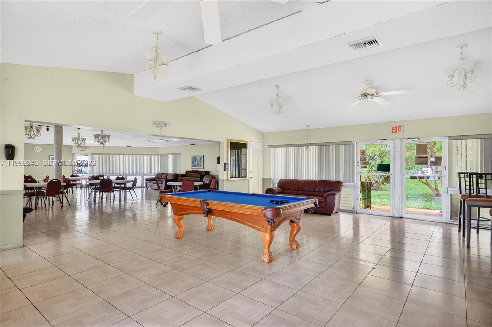 MEADOWBROOK CONDO APTS BL - Residential