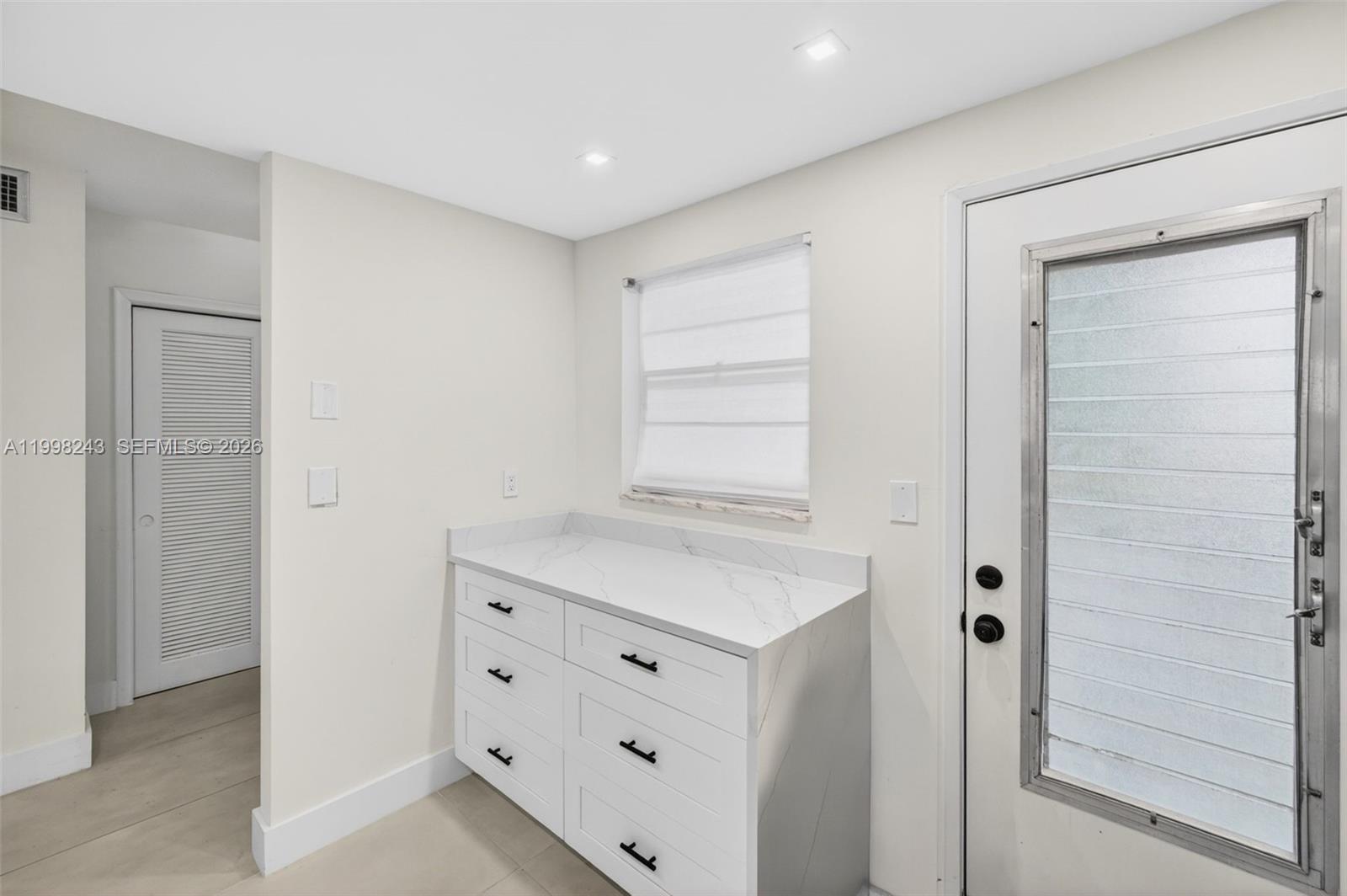 MEADOWBROOK CONDO APTS BL - Residential