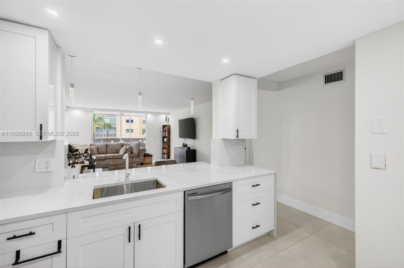 MEADOWBROOK CONDO APTS BL - Residential