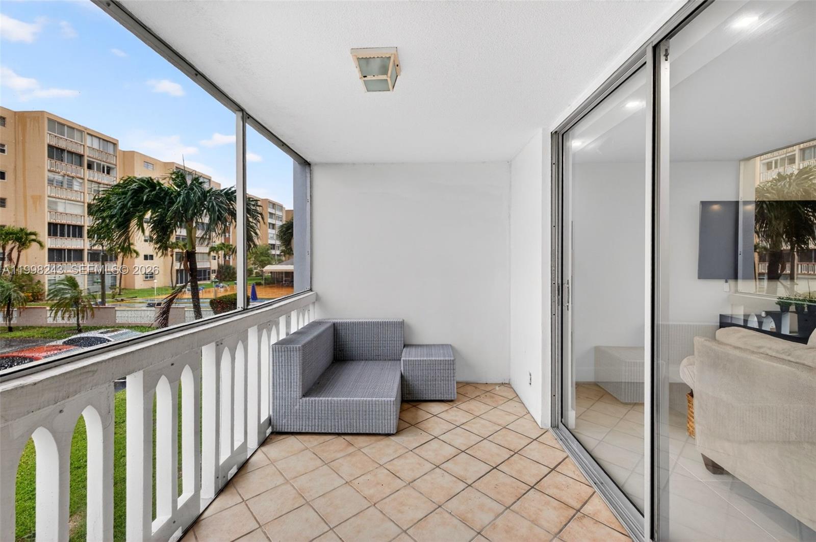 MEADOWBROOK CONDO APTS BL - Residential