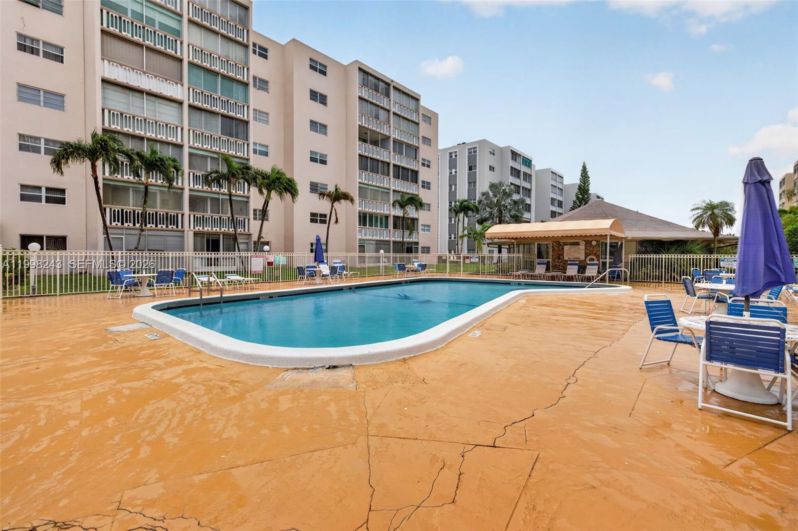 MEADOWBROOK CONDO APTS BL - Residential