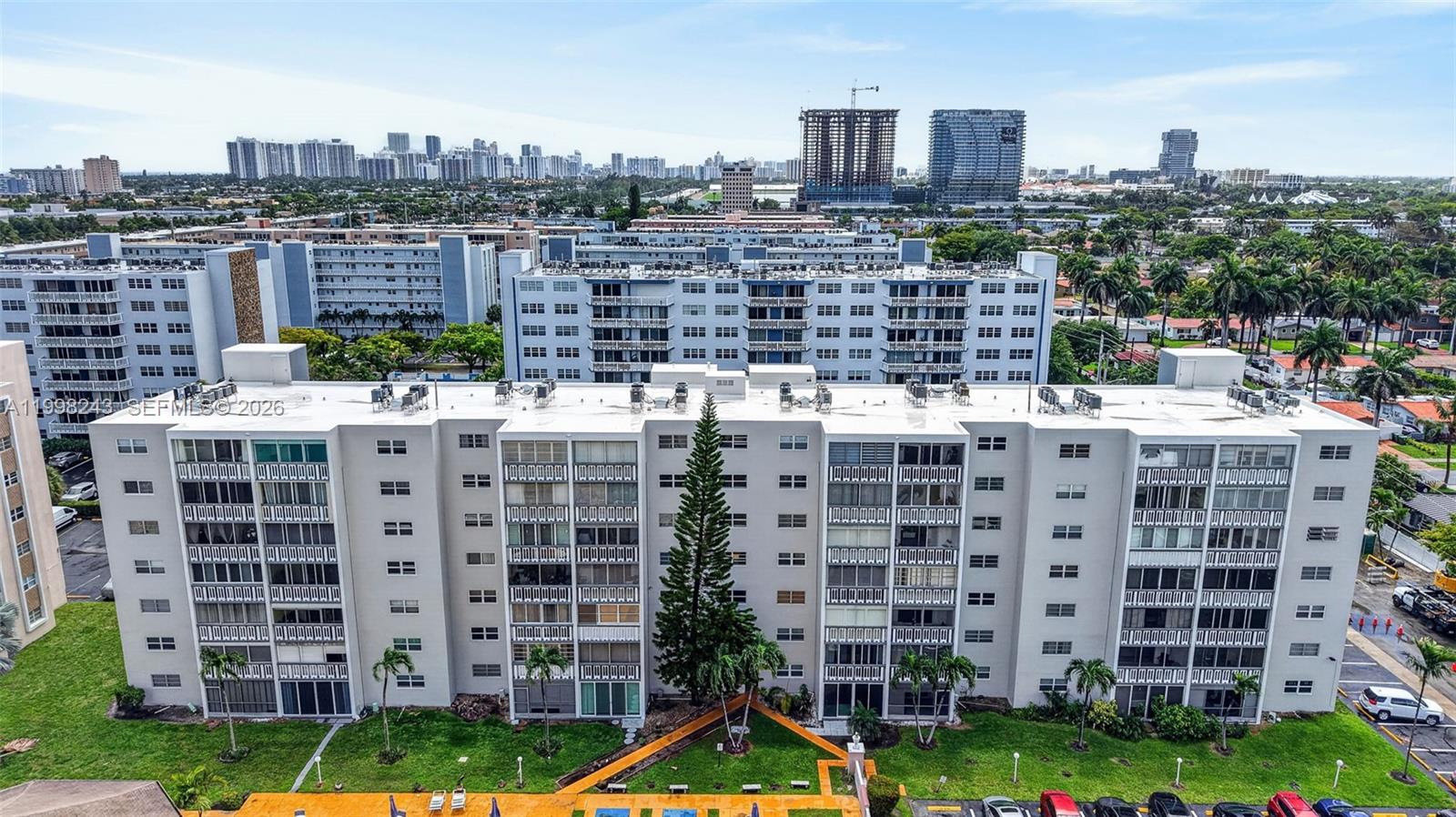 MEADOWBROOK CONDO APTS BL - Residential