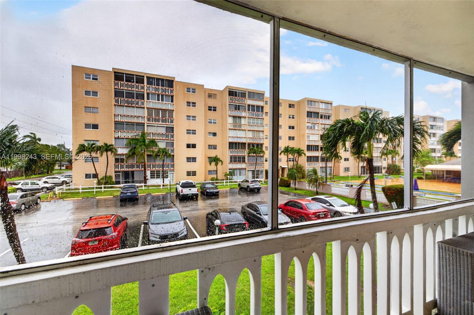 MEADOWBROOK CONDO APTS BL - Residential