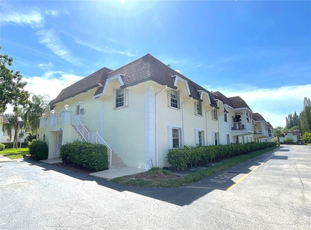 Photo of 704 SE 2nd Ave #448, Deerfield Beach, FL 33441 (MLS # A11969949)