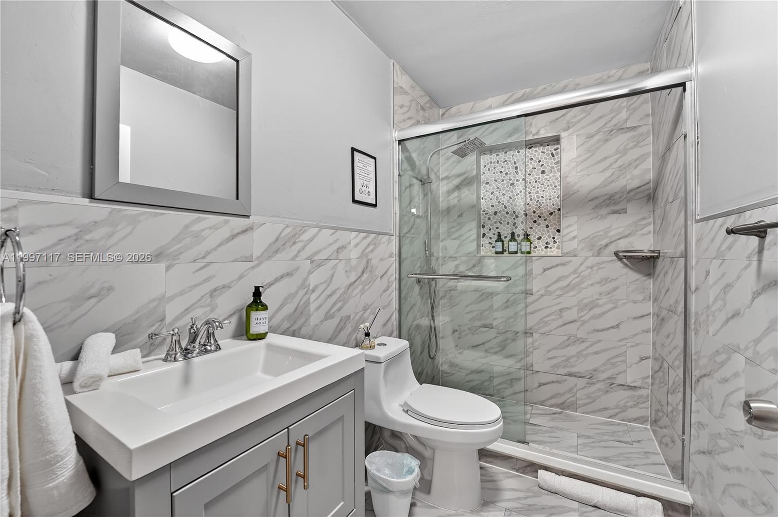 PINE HIGHLANDS - Residential