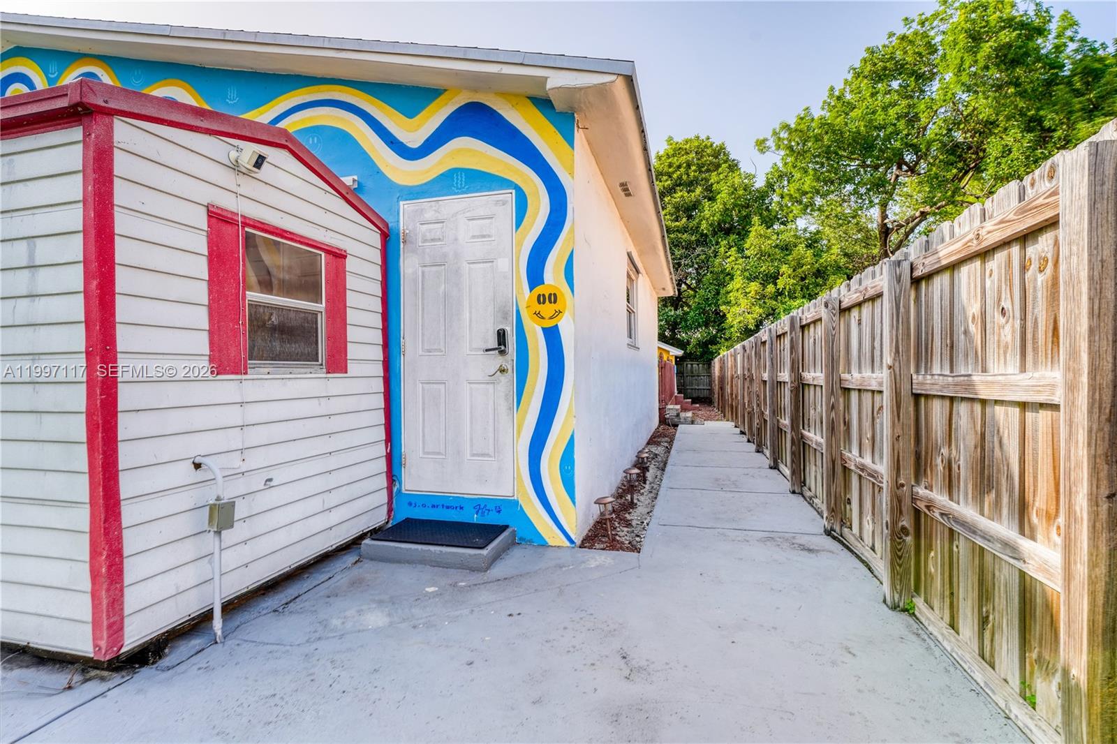 PINE HIGHLANDS - Residential