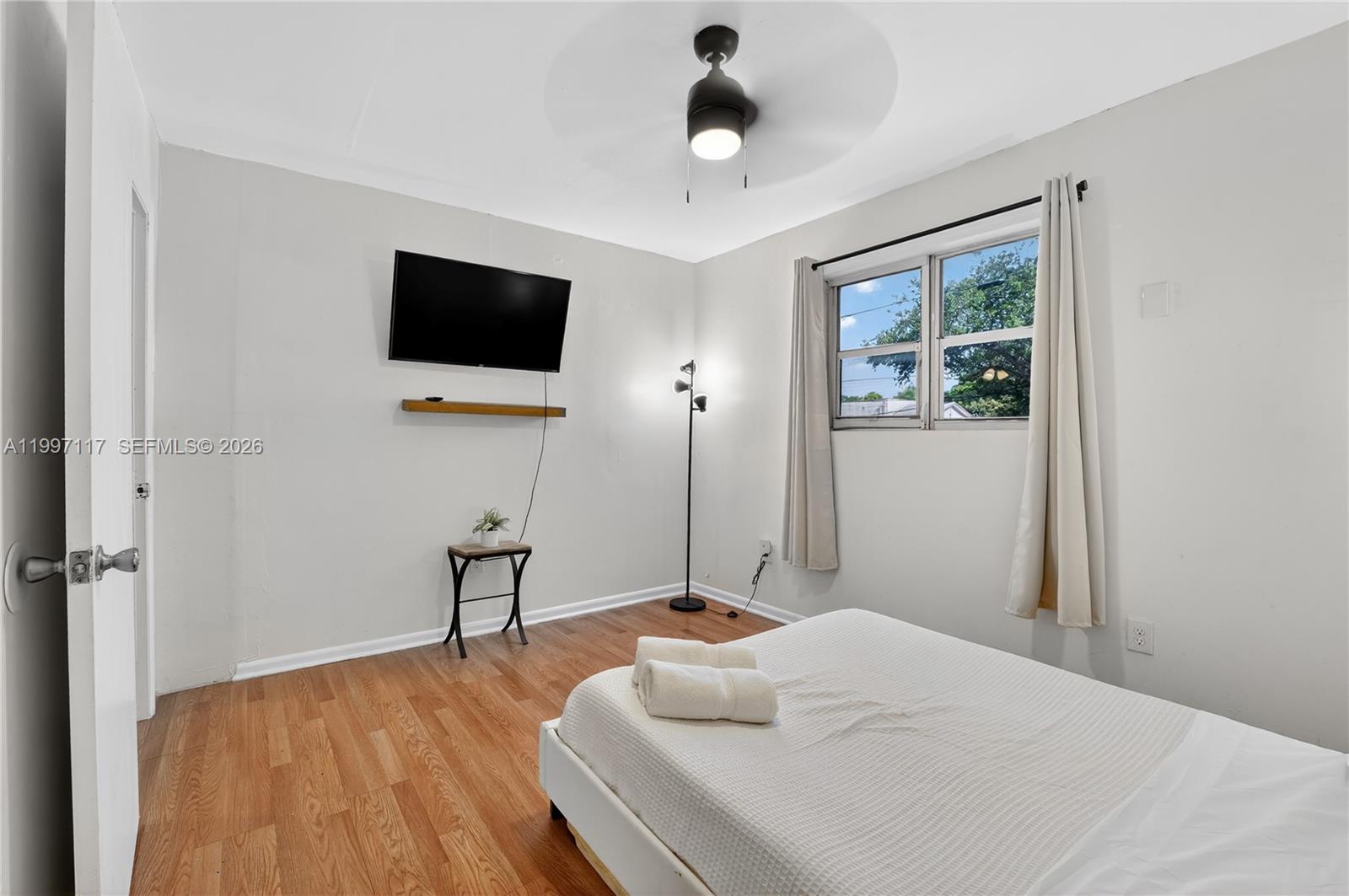 PINE HIGHLANDS - Residential