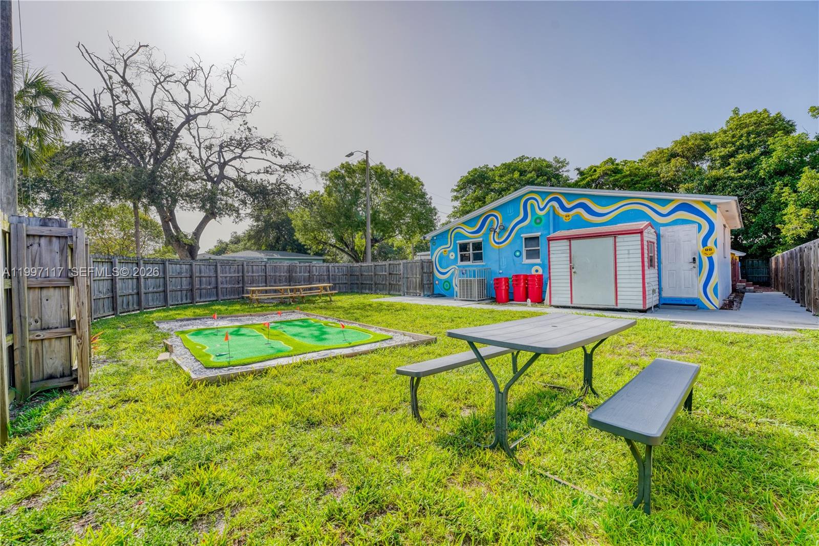 PINE HIGHLANDS - Residential