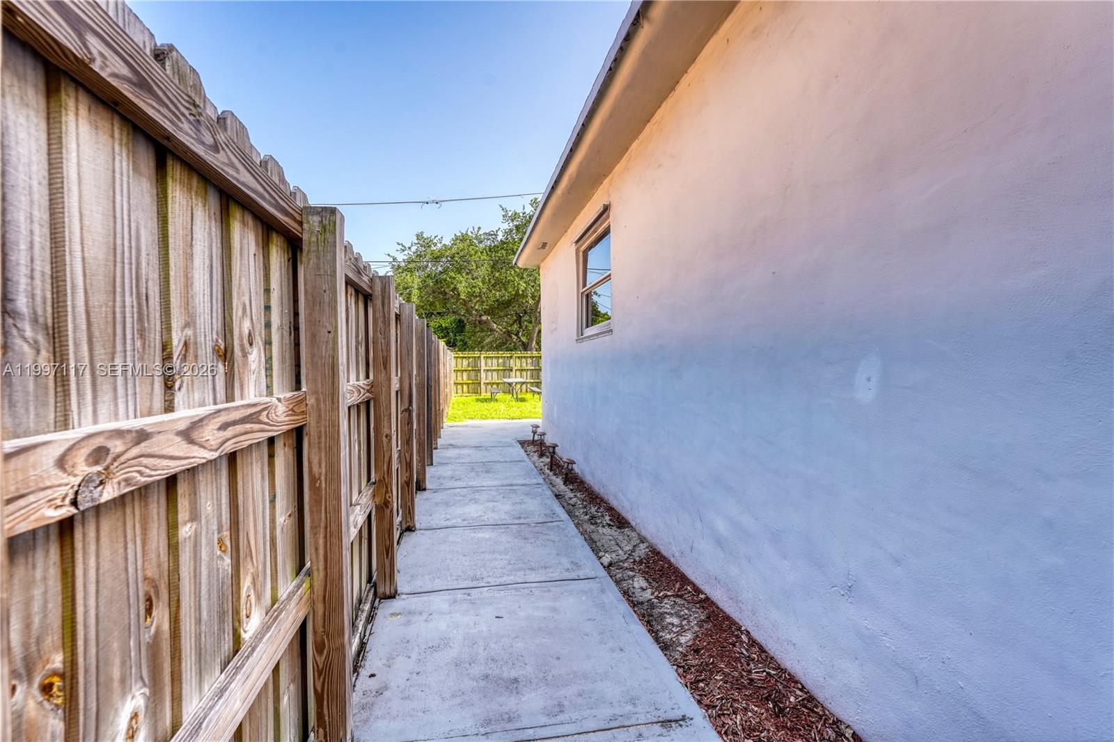 PINE HIGHLANDS - Residential