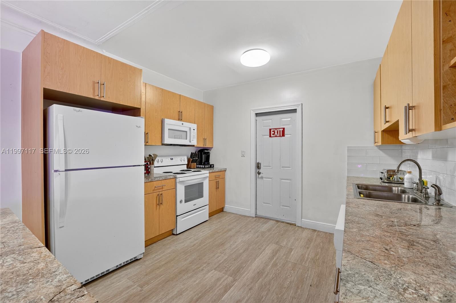 PINE HIGHLANDS - Residential