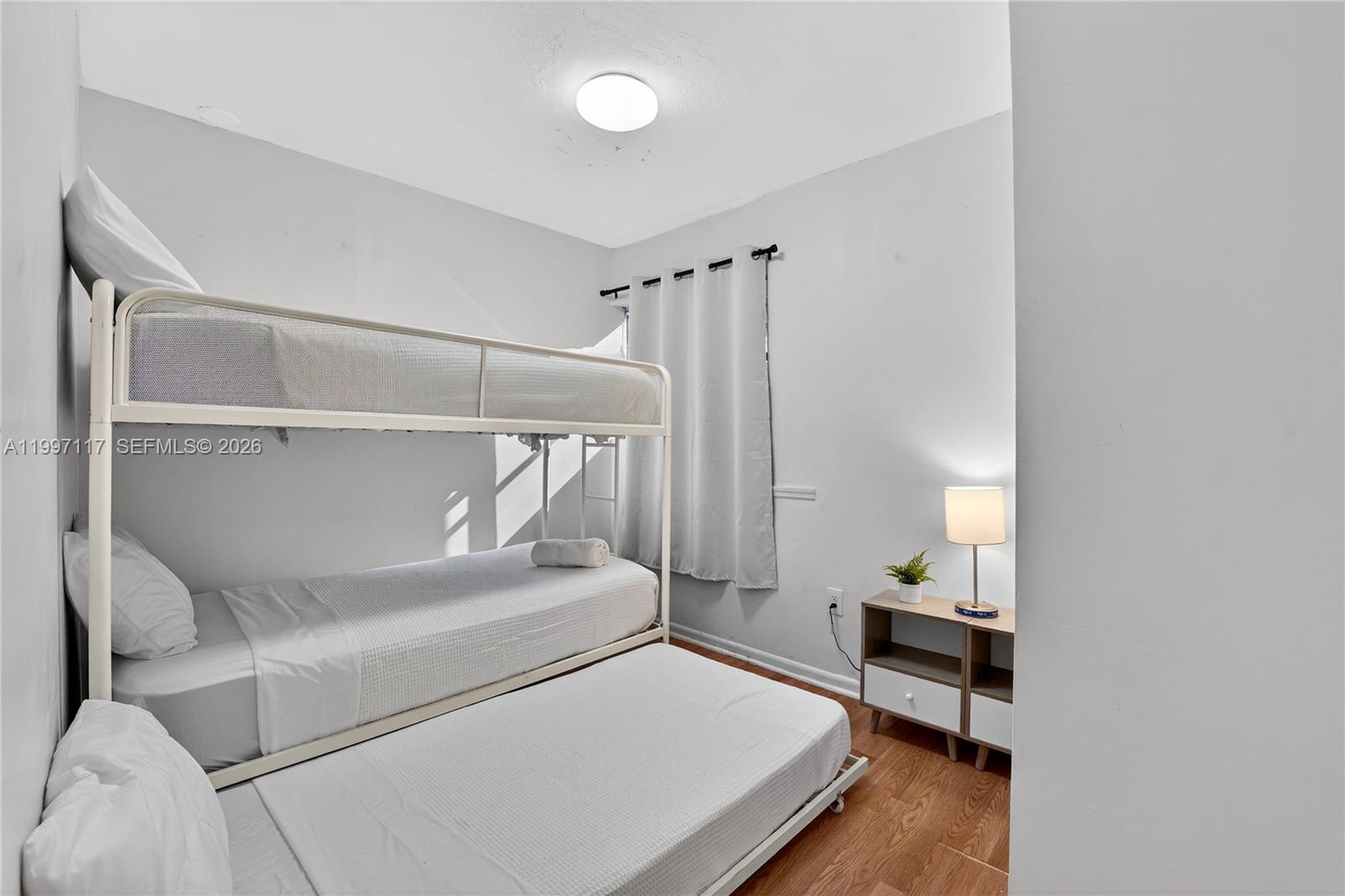 PINE HIGHLANDS - Residential