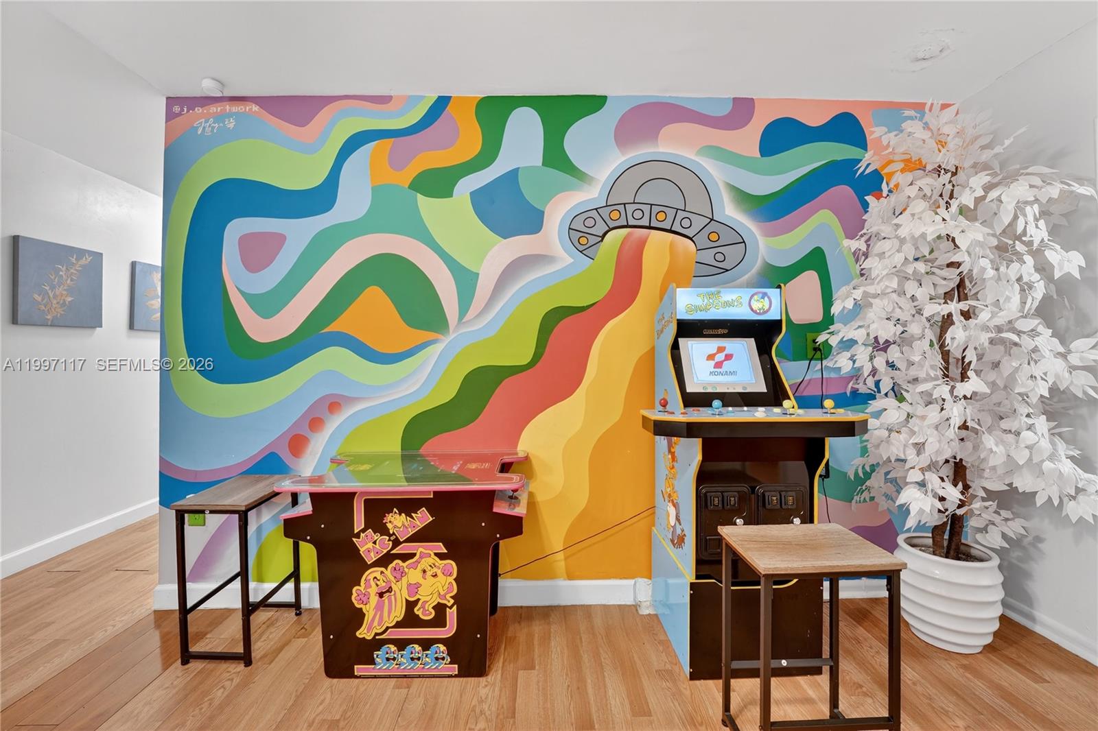 PINE HIGHLANDS - Residential