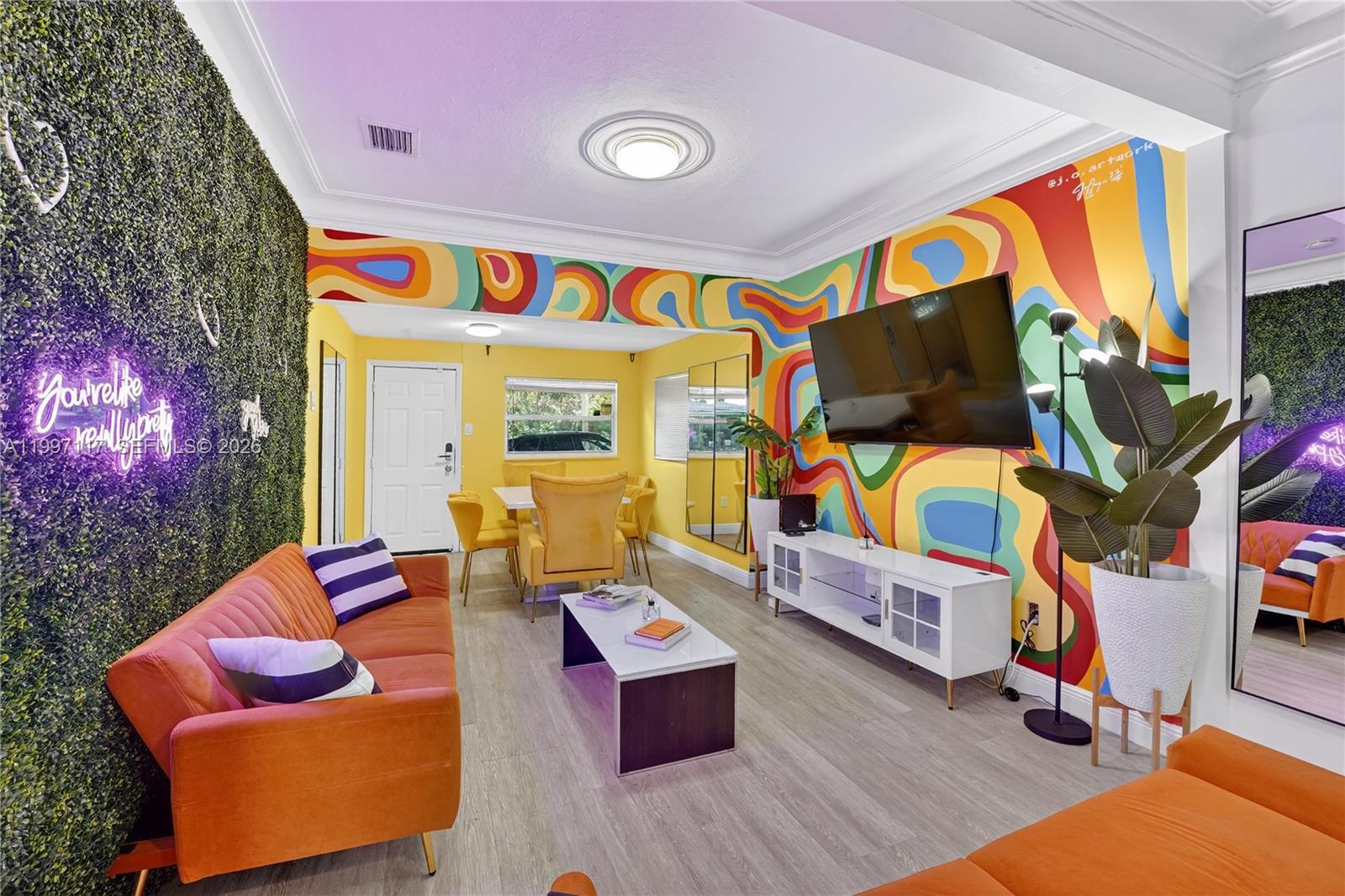 PINE HIGHLANDS - Residential