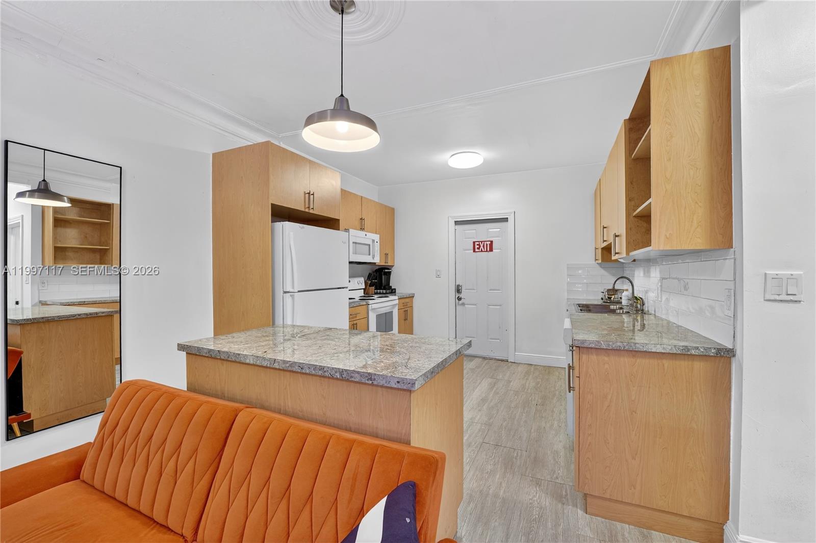 PINE HIGHLANDS - Residential