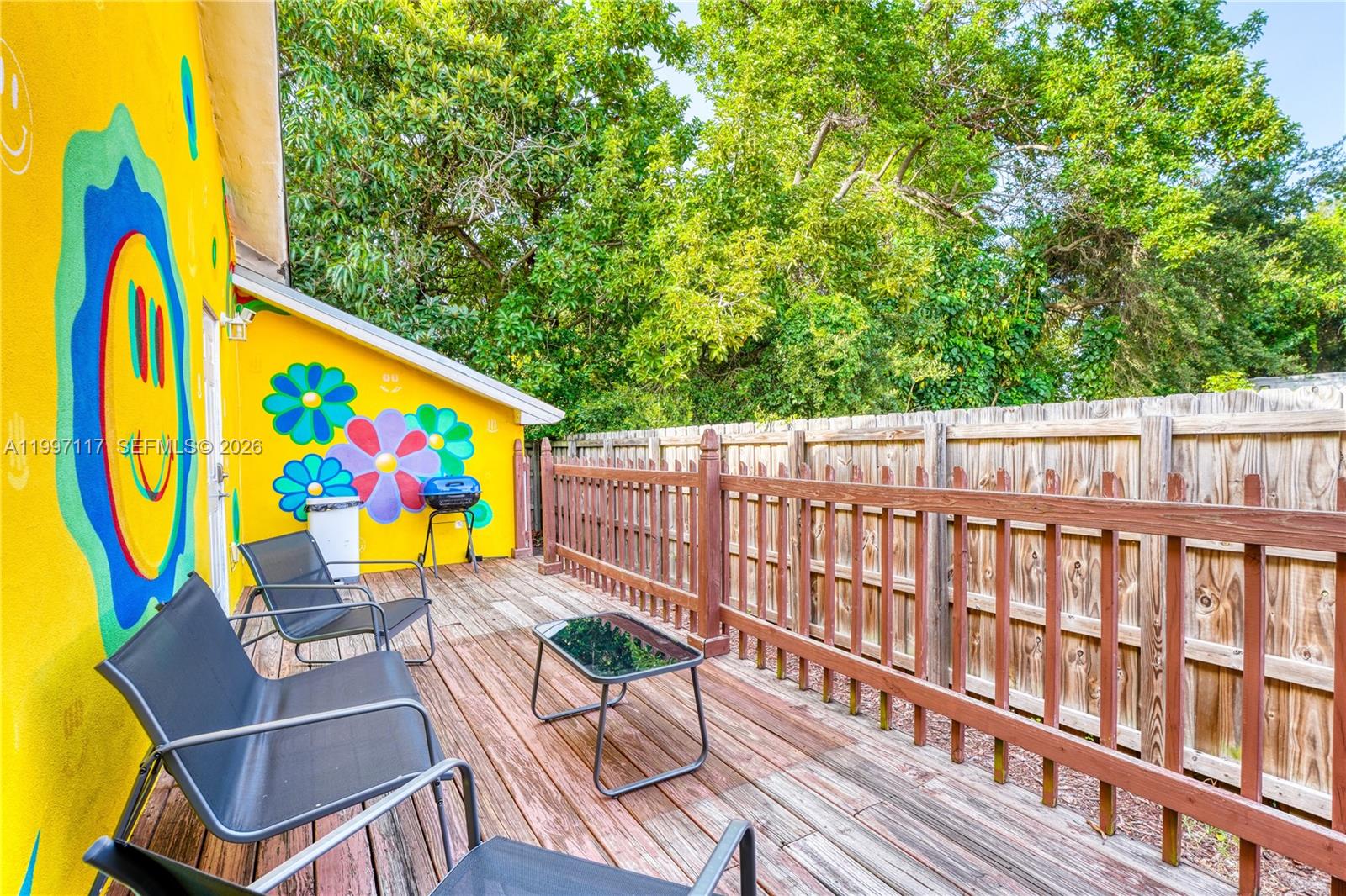 PINE HIGHLANDS - Residential