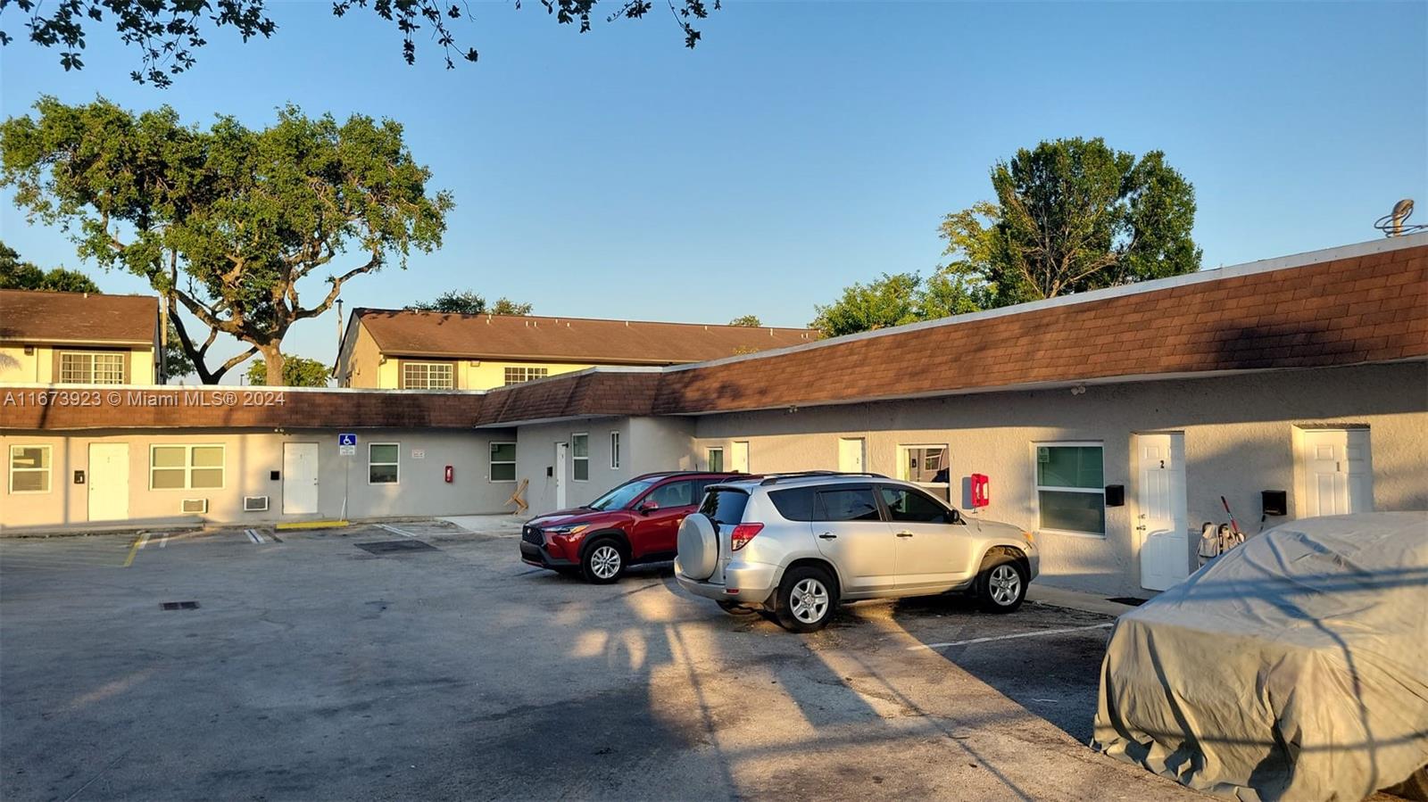 720 Harris terrace #1-8