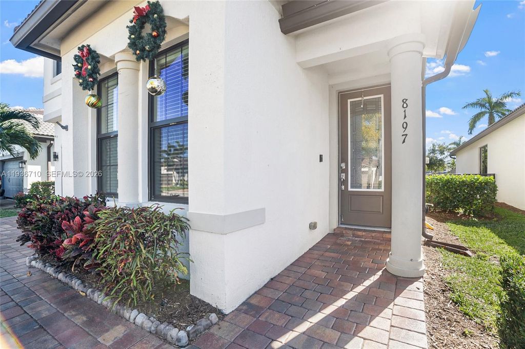 Photo of 8197 Hanoverian Dr #0, Lake Worth, FL 33467 (MLS # A11936710)