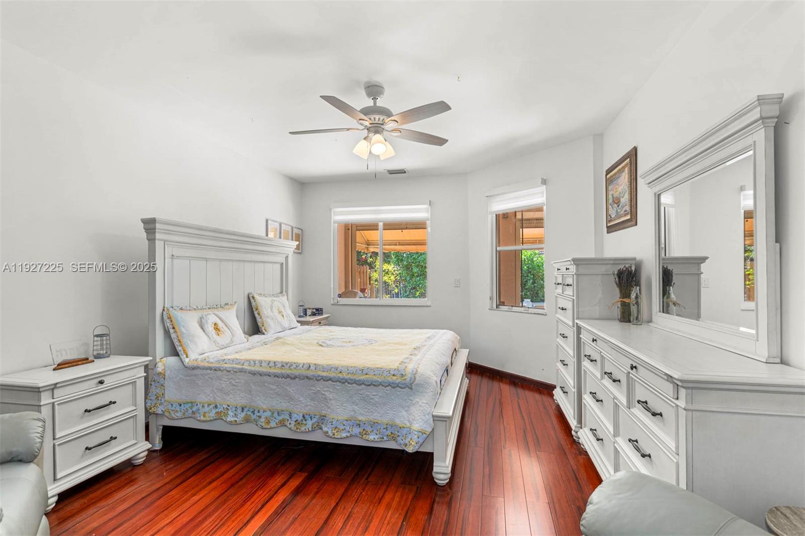 PARK LAKES - Residential