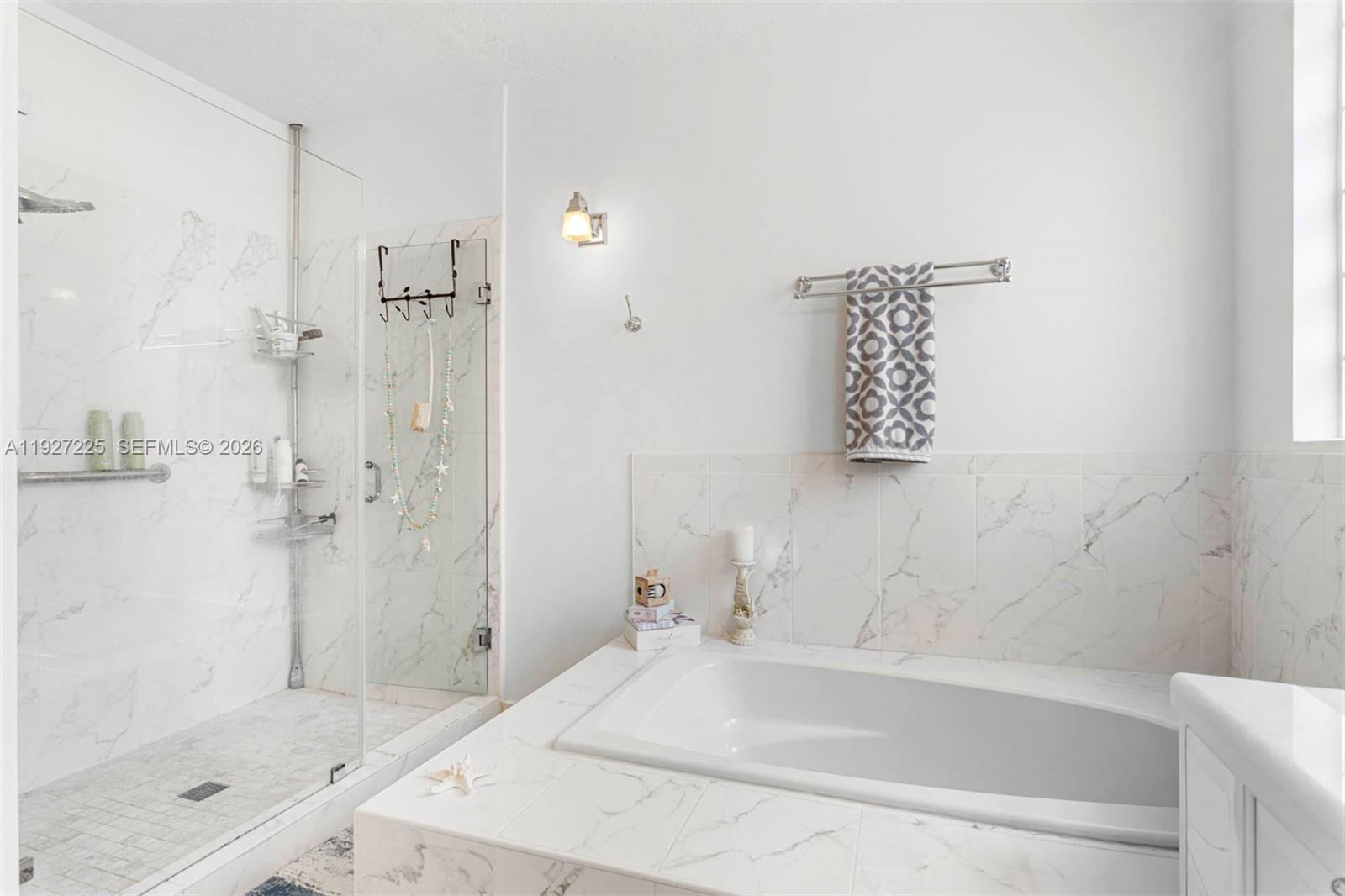 PARK LAKES - Residential