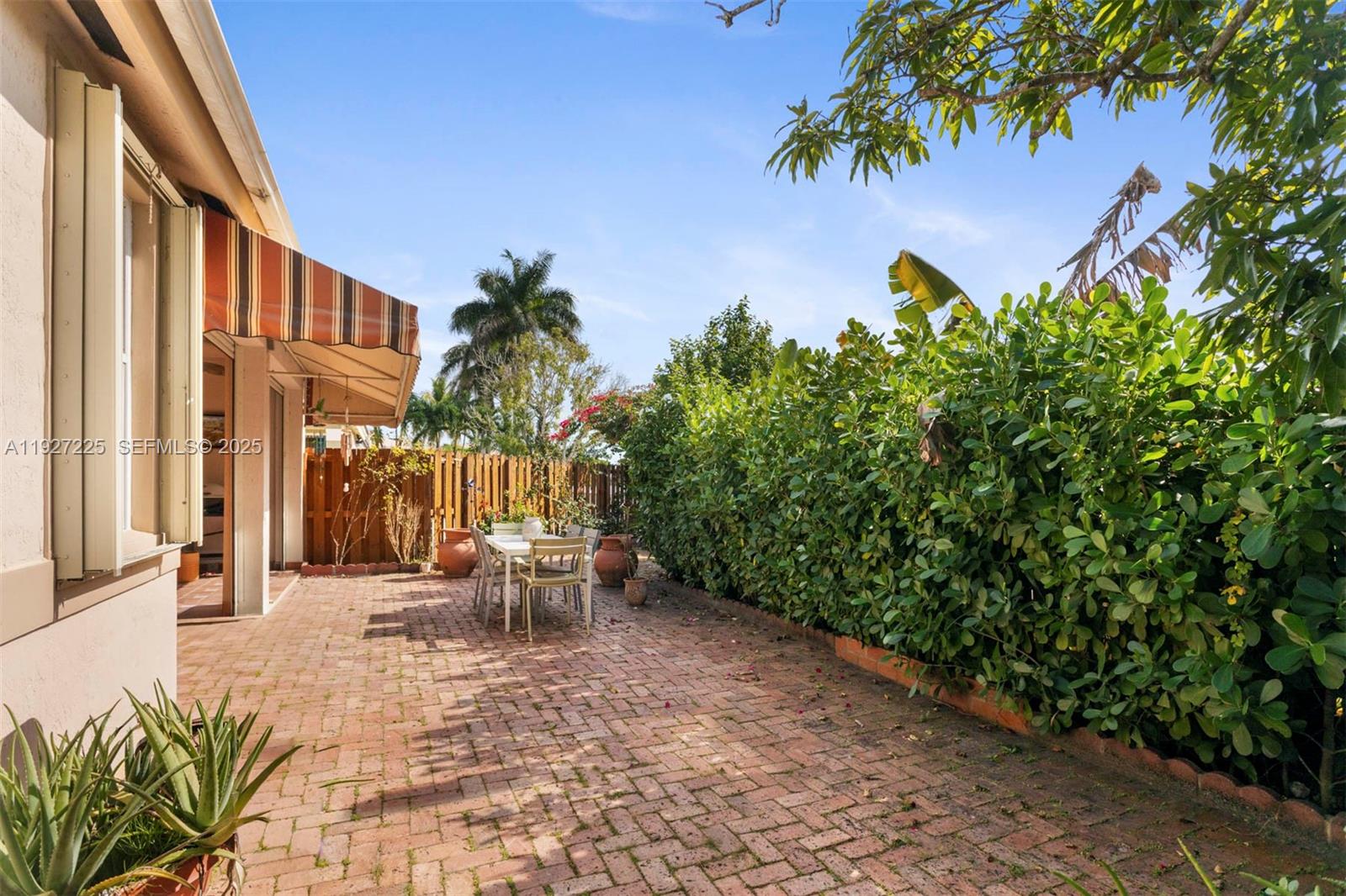 PARK LAKES - Residential