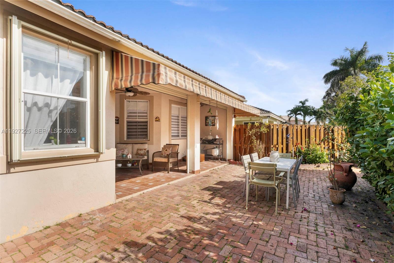 PARK LAKES - Residential