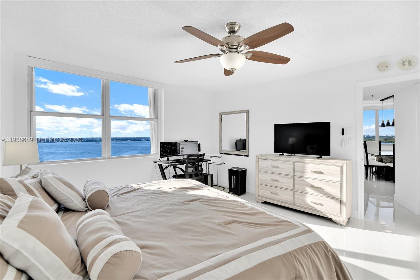 CORNICHE CONDO - Residential