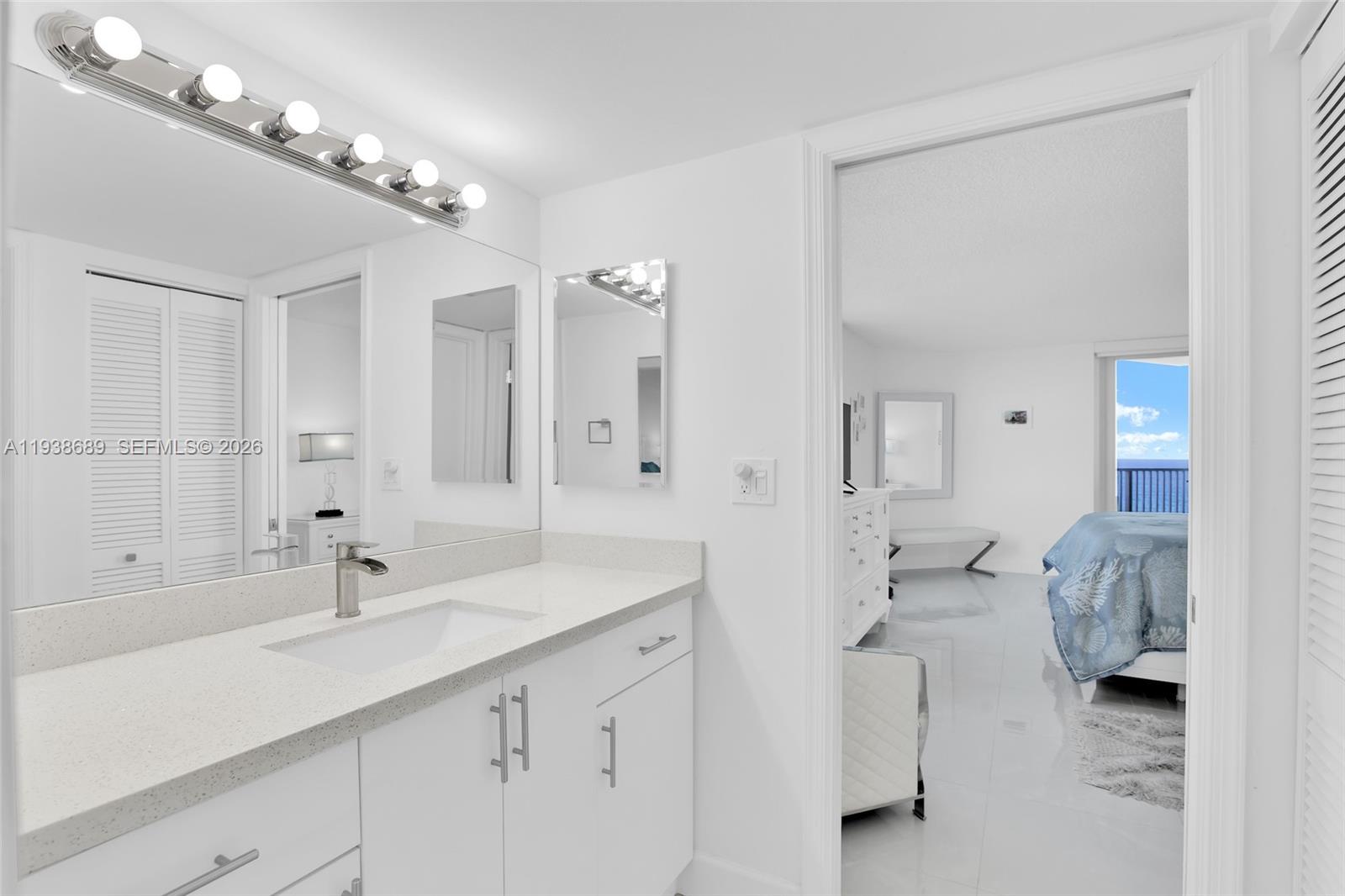 CORNICHE CONDO - Residential