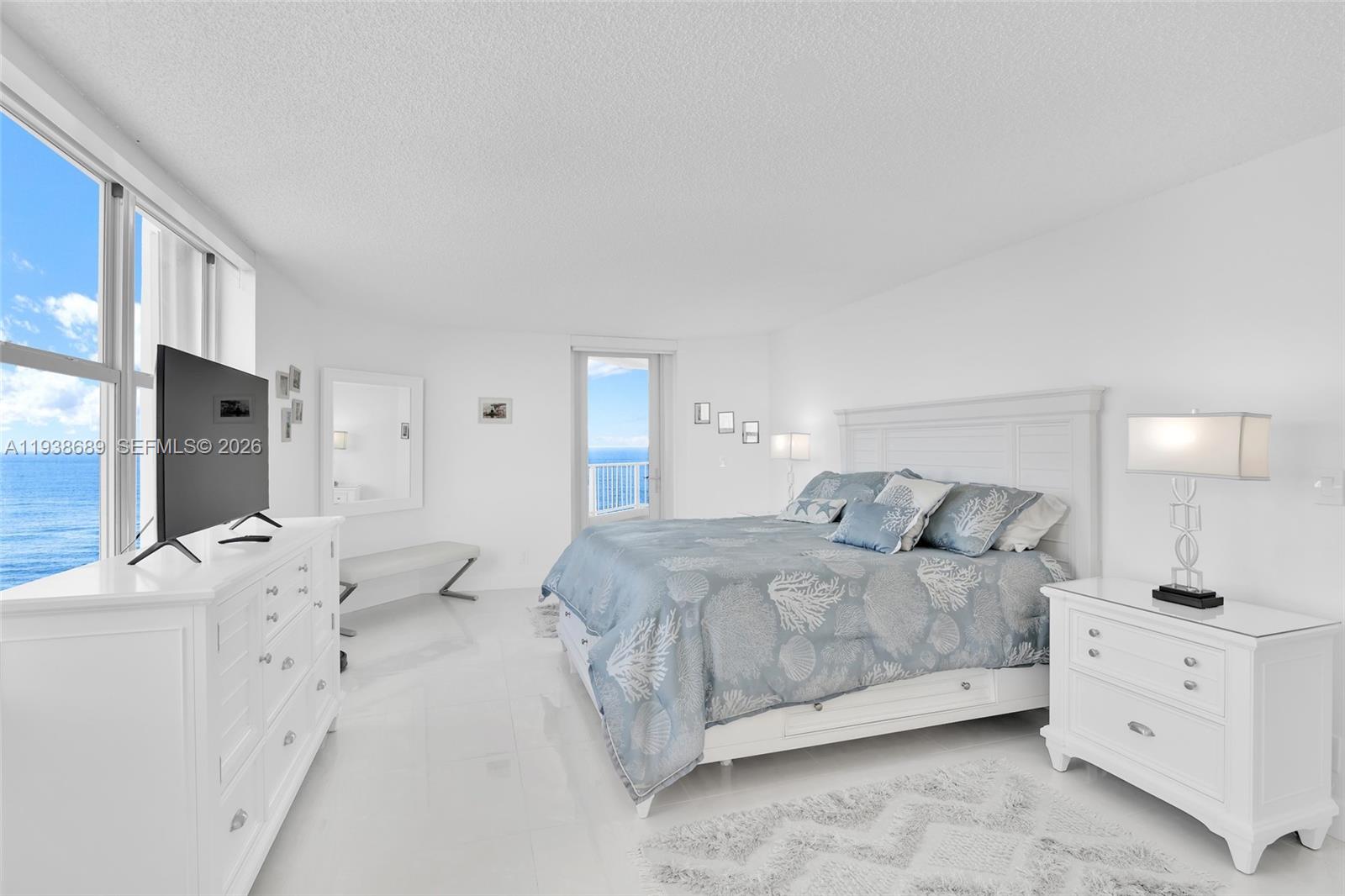 CORNICHE CONDO - Residential