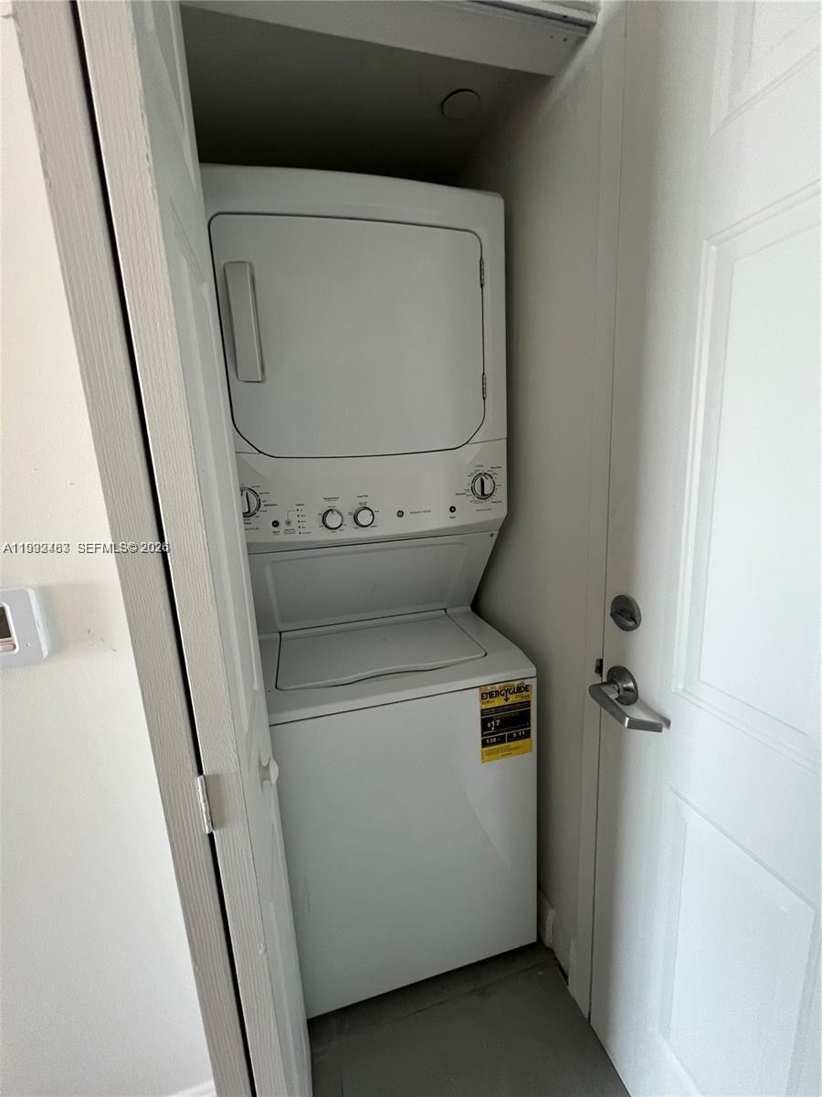 THE ASTON CONDO - Residential