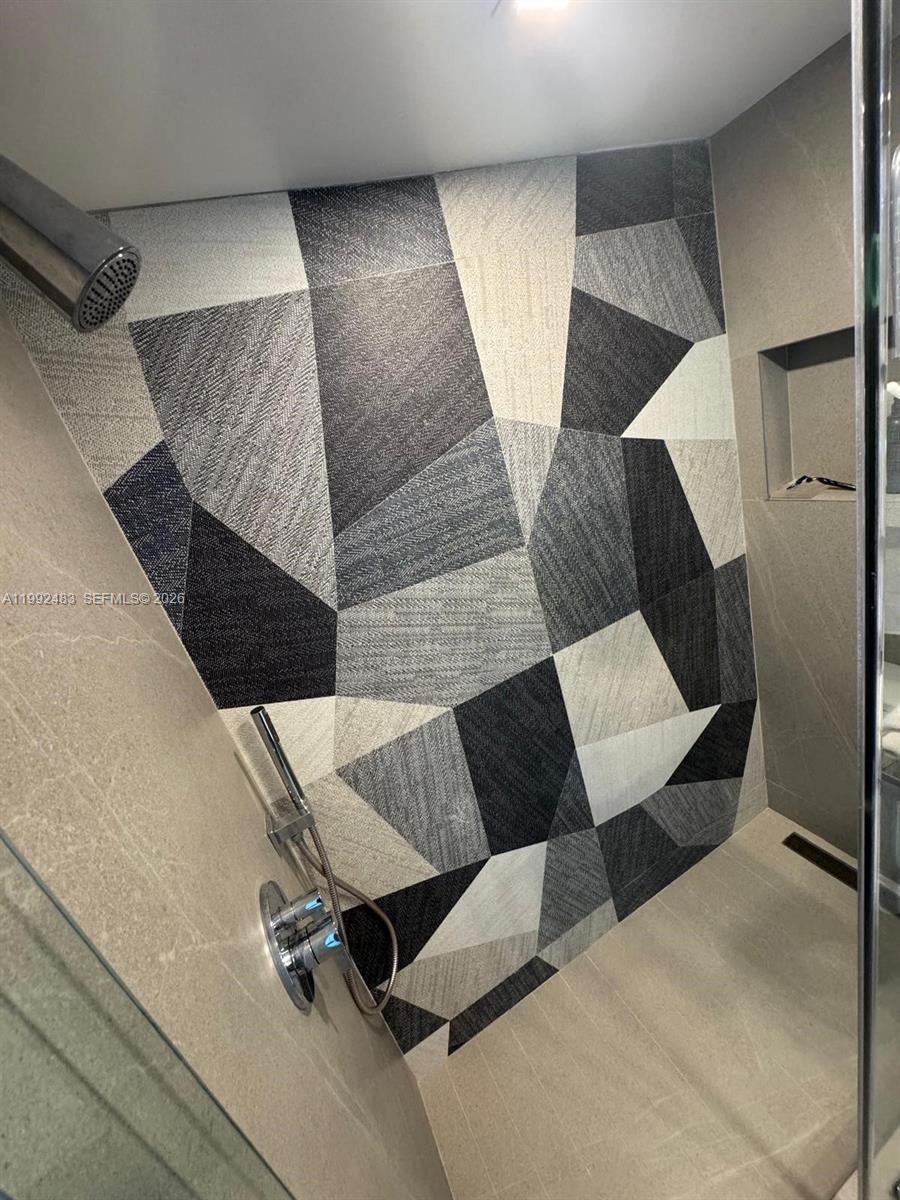 THE ASTON CONDO - Residential