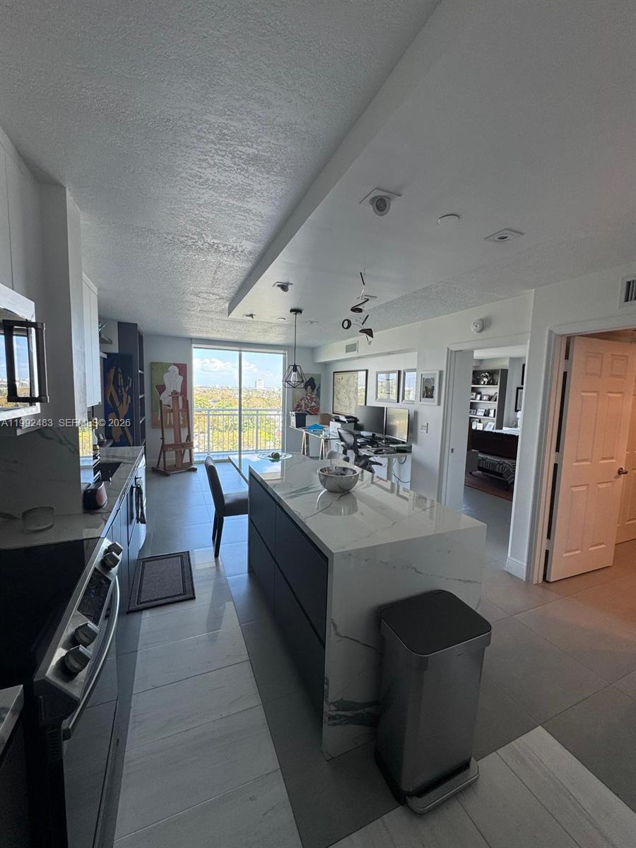 THE ASTON CONDO - Residential