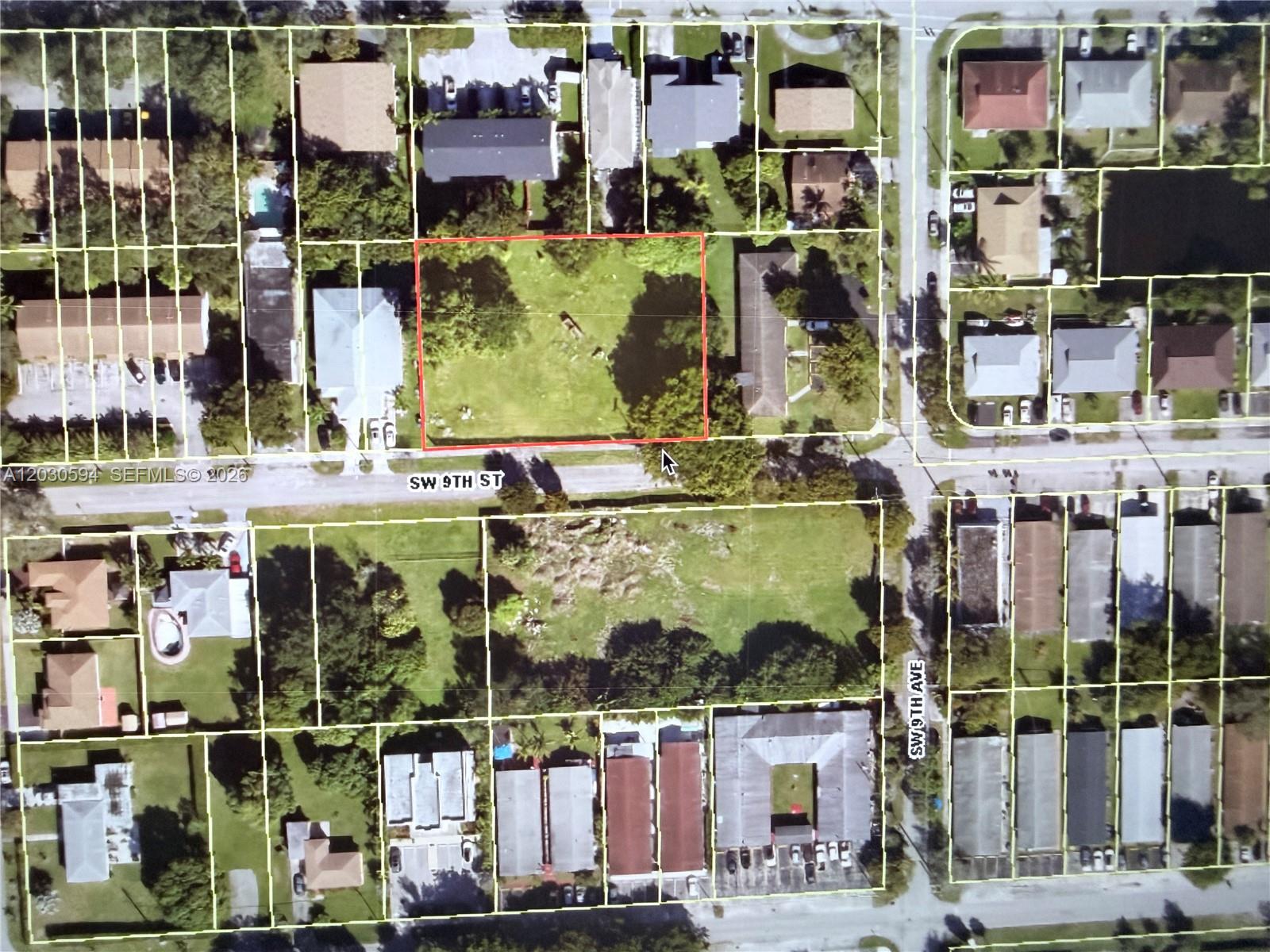 920 SW 9th St